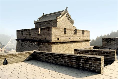 how far apart are towers in great wall kf china